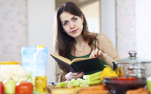 女人喝酒怀孕孩子留吗 带环怀孕孩子能不能要 怀孕喝酒了孩子能要吗