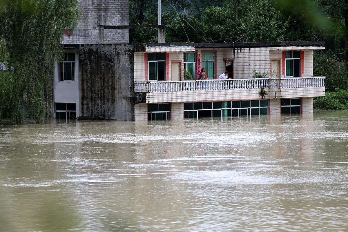 重庆33个区县降暴雨当地启动防汛Ⅳ级应急响应