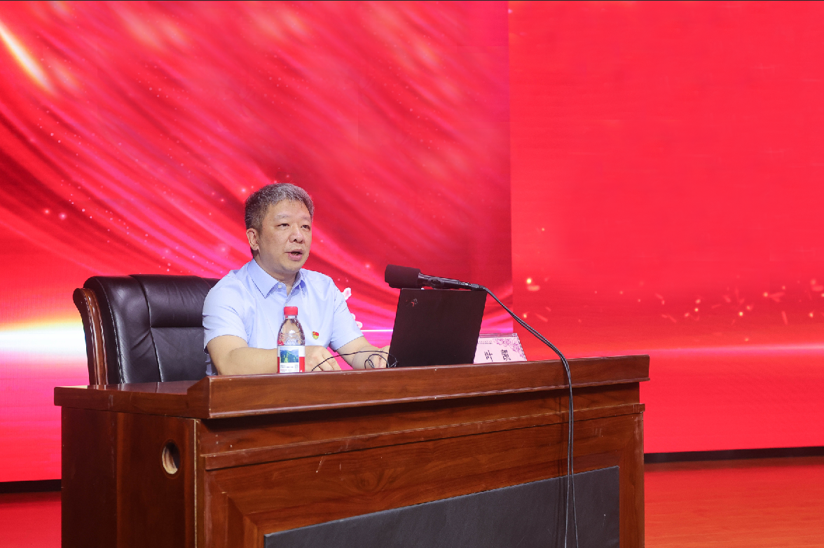 红岩医者 党建“三说”·书记说典范 | 以党建“六抓六带六提”  促医院高质量发展